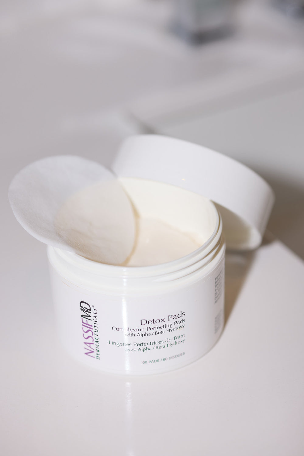 Dr. Nassif – Complexion Perfecting Detoxification Pads (60 stk.)